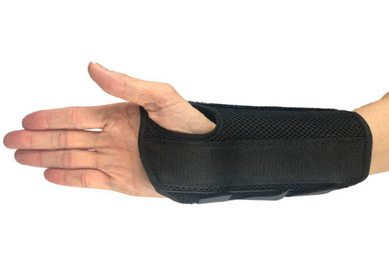 MKO Wrist Brace
